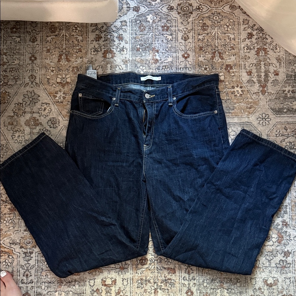 Levi's Women's Straight Leg Dark Blue Jeans